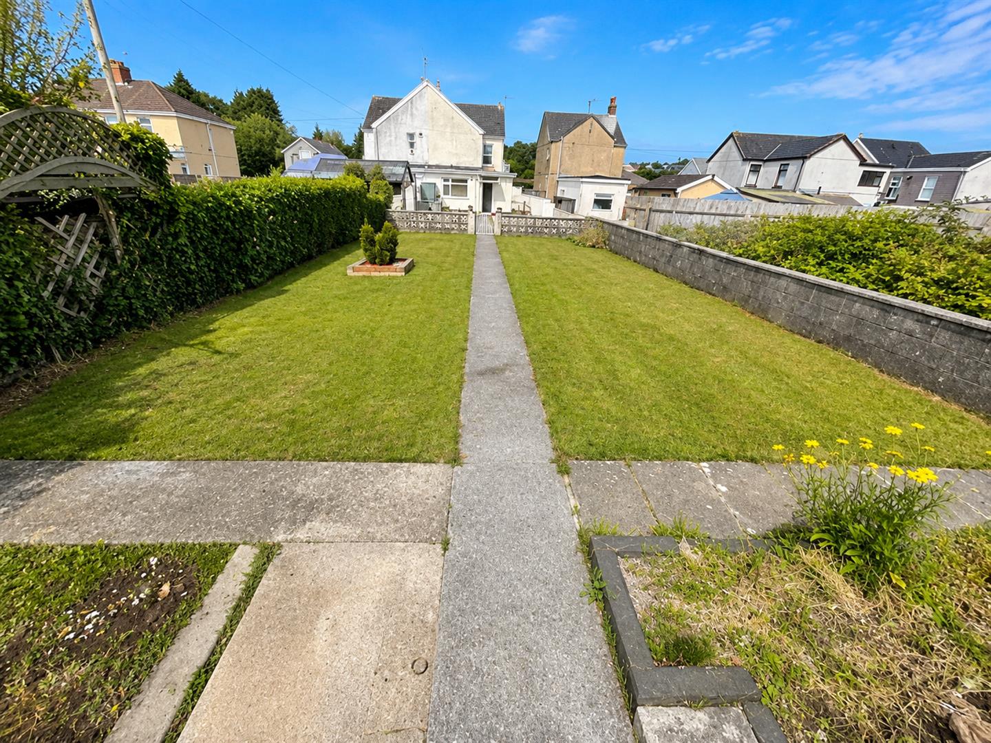 Tyn Y Bonau Road, Pontarddulais, Swansea, SA4 8RZ